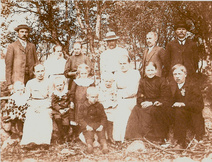 Kuva 03. Reilalaisia yhteiskuvassa 1910-luvun alkuvuosina.